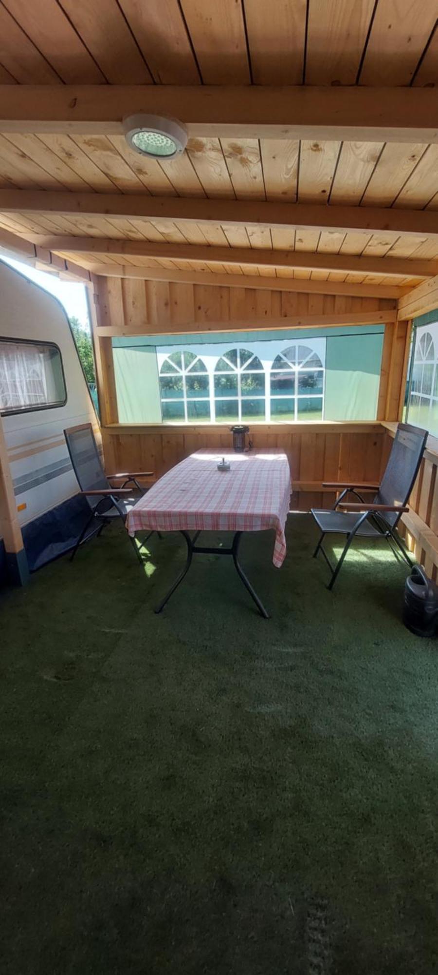 Gyenescamping Wohnwagen Knaus 1 Rechts Gyenesdiás Eksteriør bilde